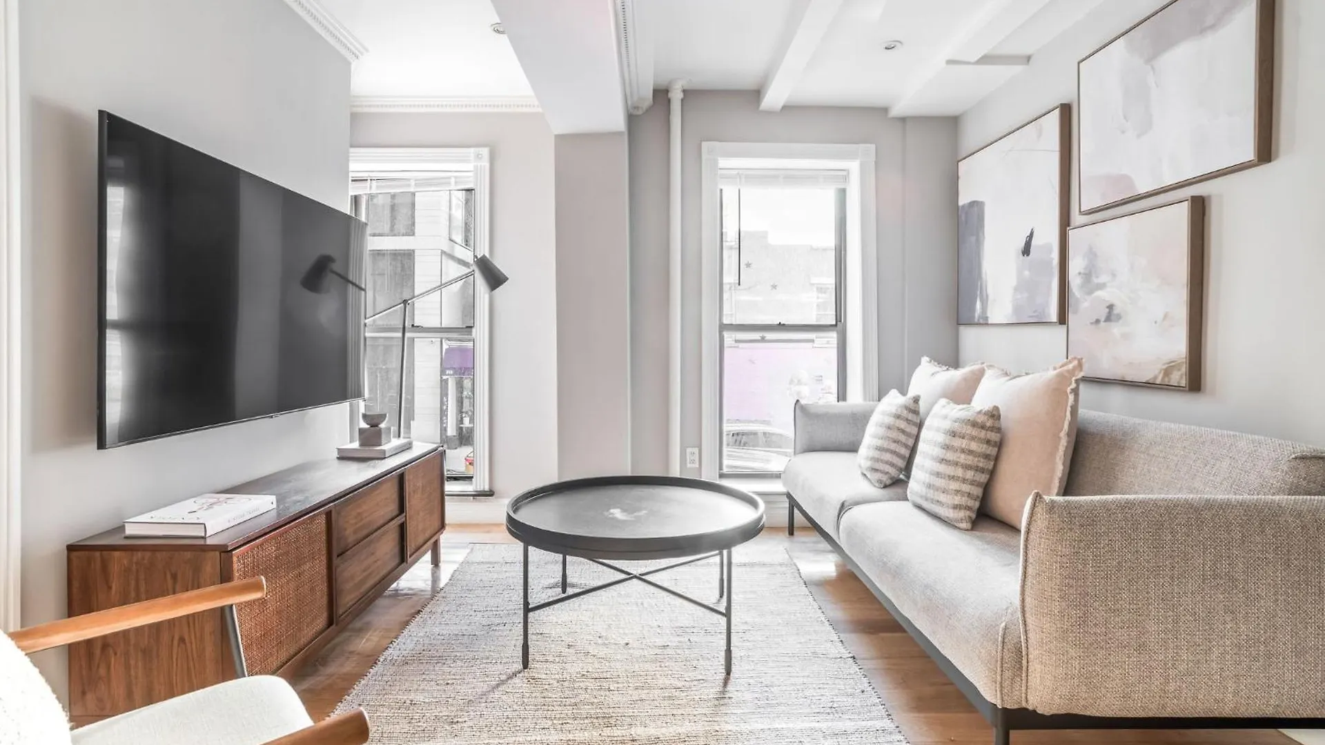 Stylish Midtown 2Bed 1Bth Apartment In The Heart Of Midtown Manhattan New York United States